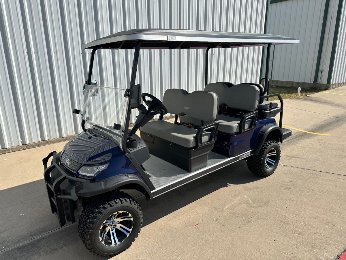 Advanced EV 6 Passenger Lifted Navy | Grapevine Golf Cars